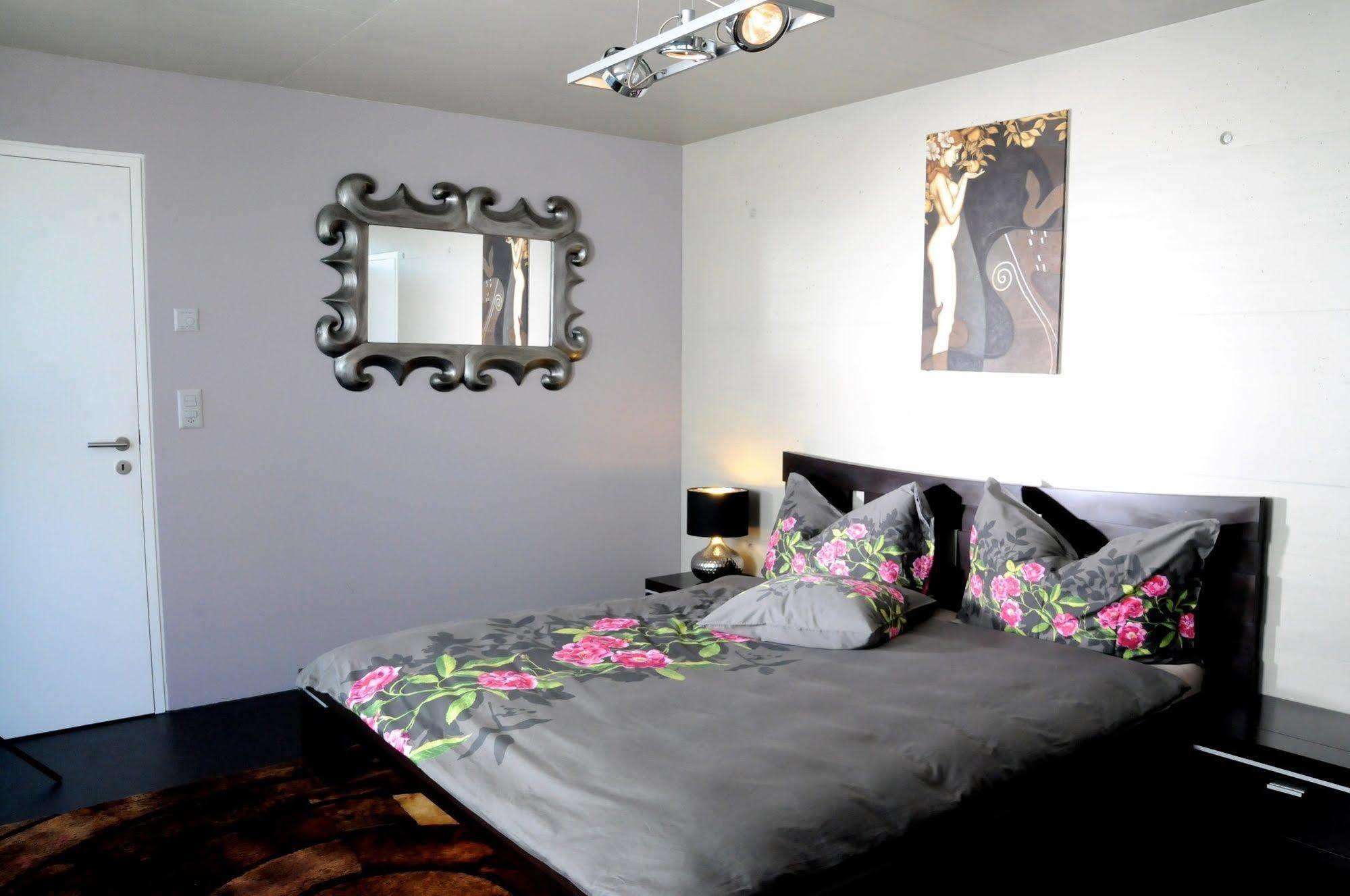 Morat Gaste Zimmer Exterior foto