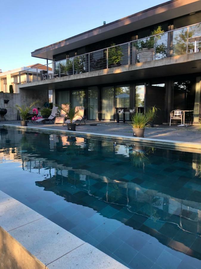 Morat Gaste Zimmer Exterior foto
